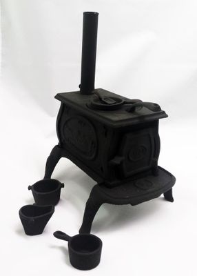 Cast Iron Mini Box Toy Stove